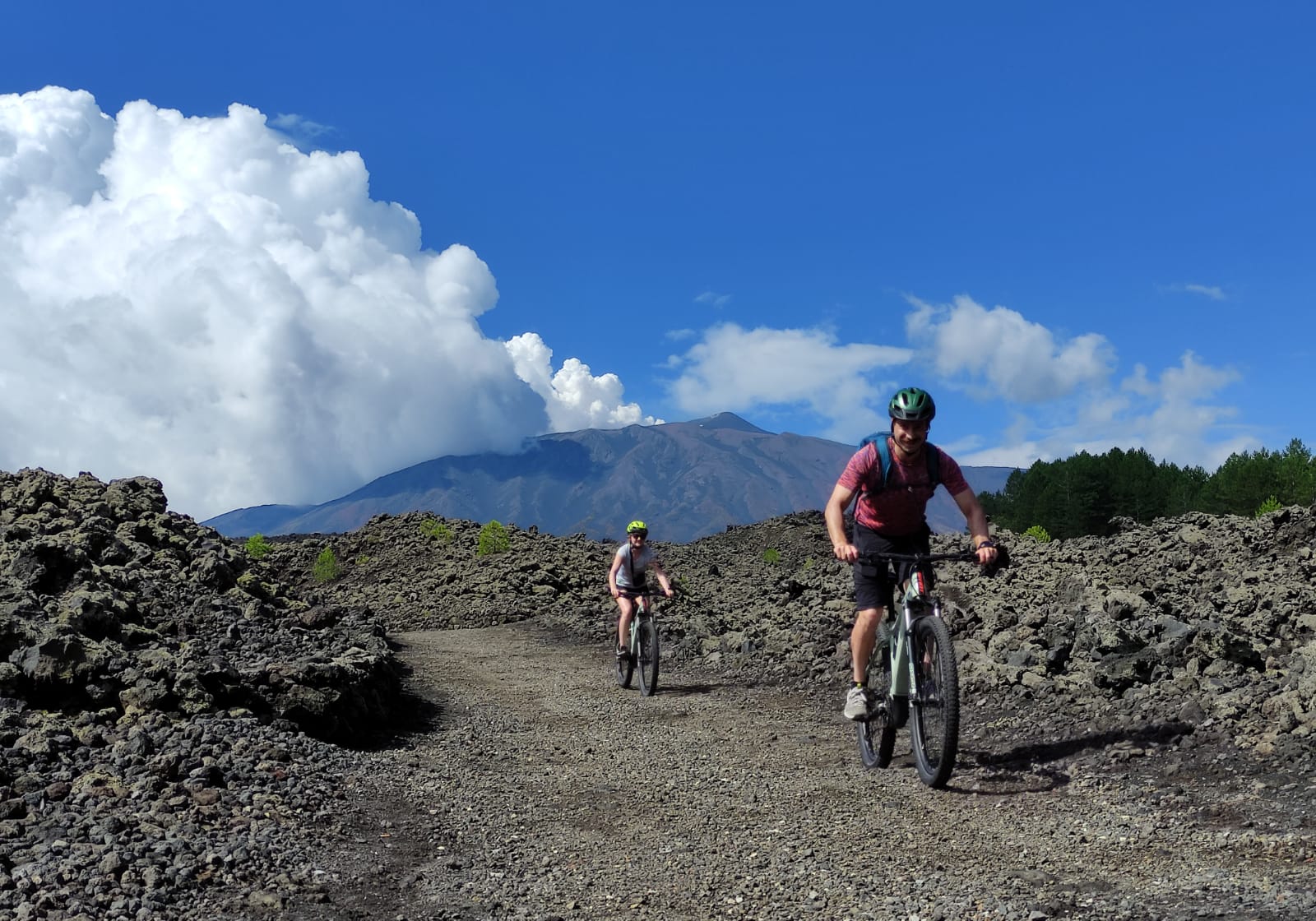 Giro-etna-ebike-2 Giro-etna-ebike-2